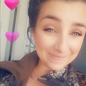 Meet your Posher, Karlie